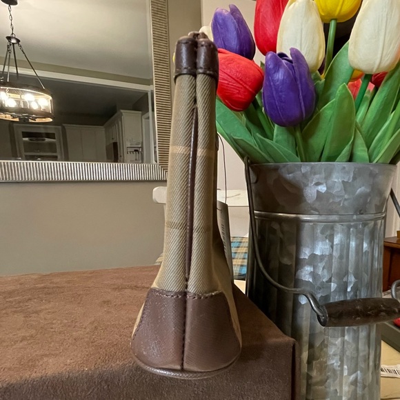 Burberrys plaid cosmetic pouch - Picture 2 of 9